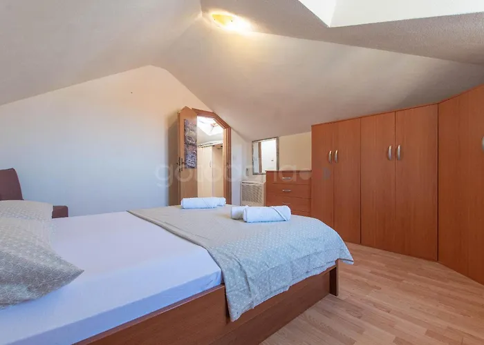 Vlove Story - Luxury Downtown Апартаменти *